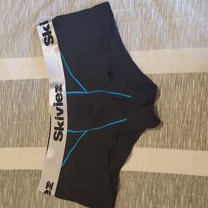 SUPER sexy mens trunk